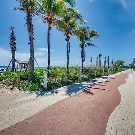 Castle Beach Studios By Vacation Media Miami Beach Exteriör bild